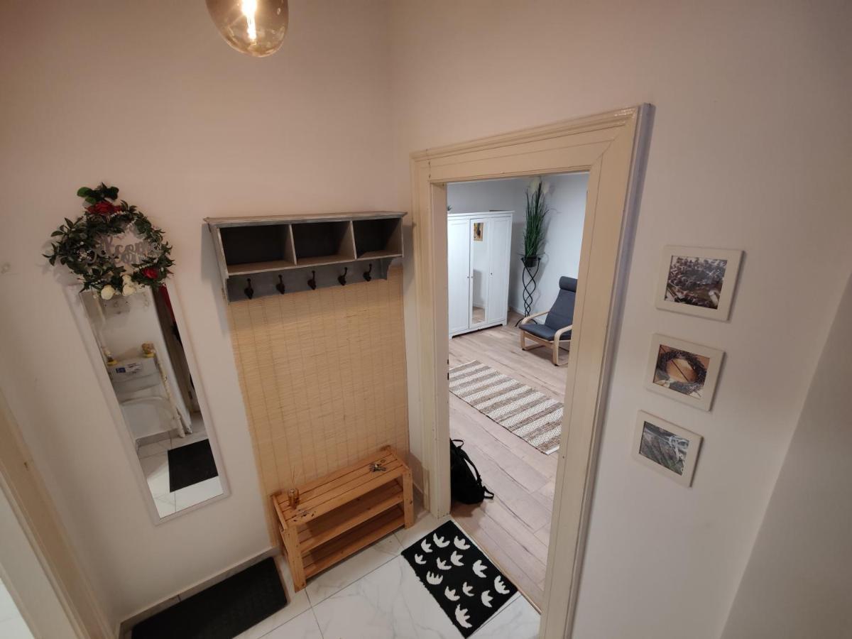 בודפשט Calm, Artistic Apartment 9Th Distric Central City מראה חיצוני תמונה